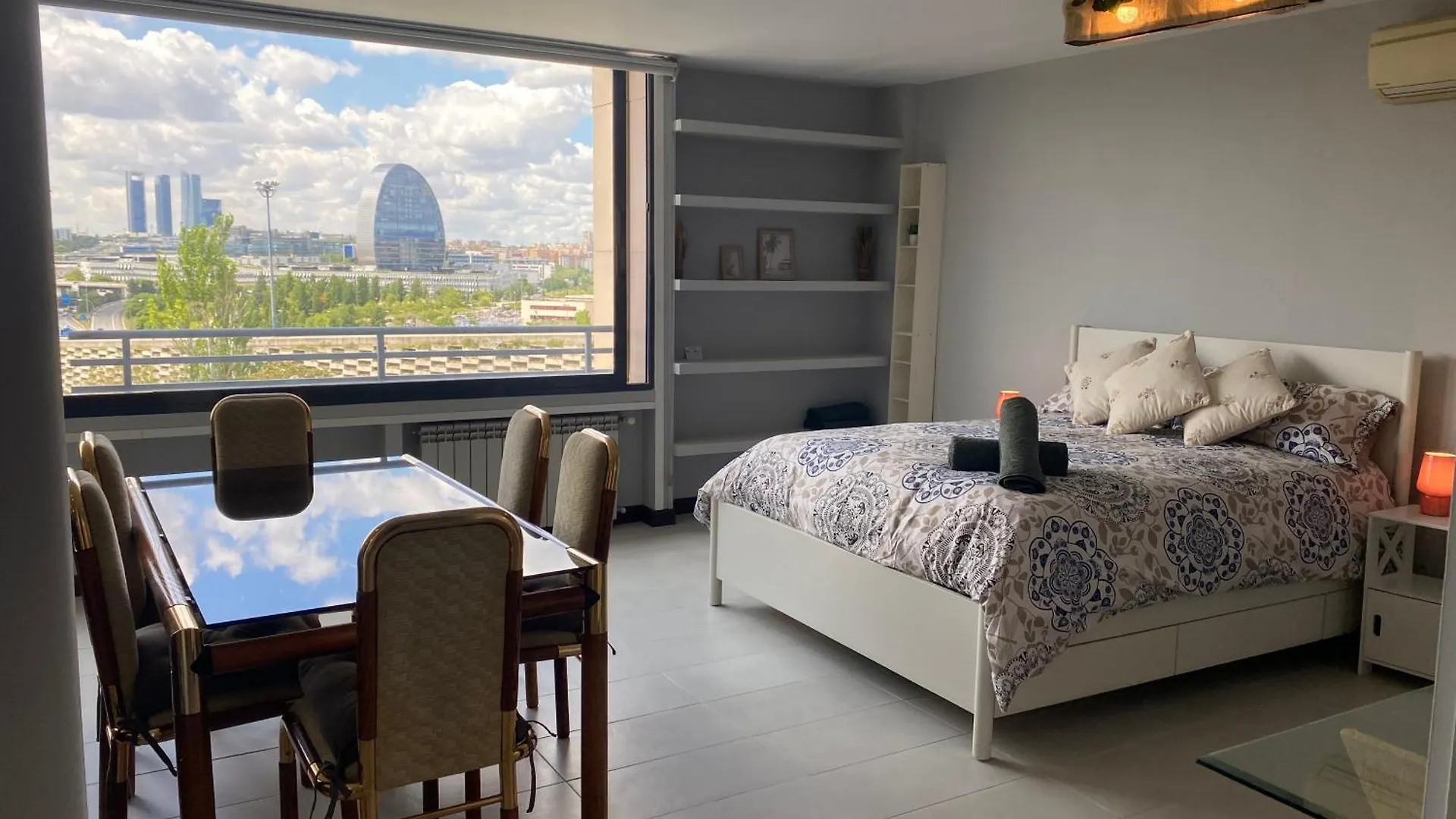 Lujoso Loft La Moraleja Apartment Madrid